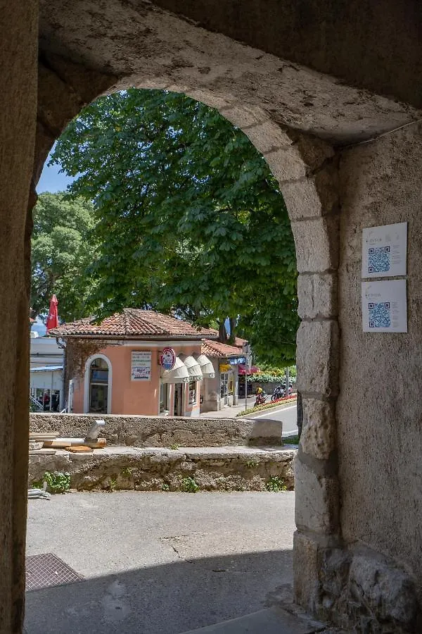 Apartment Lovran Old Town Apartment, 50M From Sea